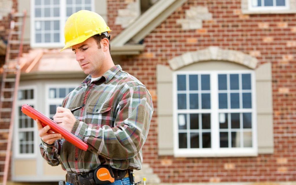 contractor with clipboard